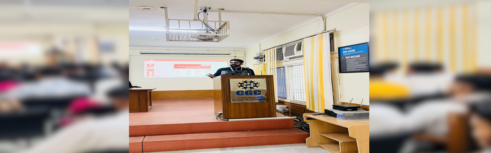 Expert Lecture on “Python Technologies” 