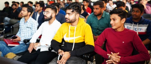 CSE Department organized Expert Talk by CEC Alumni