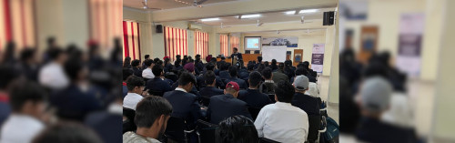 Applied Sciences department organized an Expert talk on  Nanophysics in energy applications